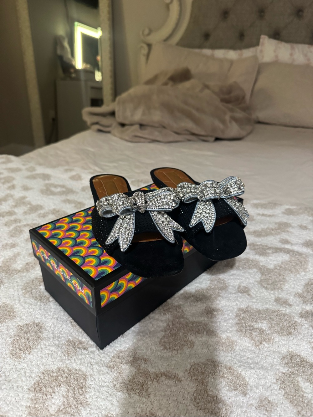 KURT GEIGER KENSINGTON BOW SANDAL